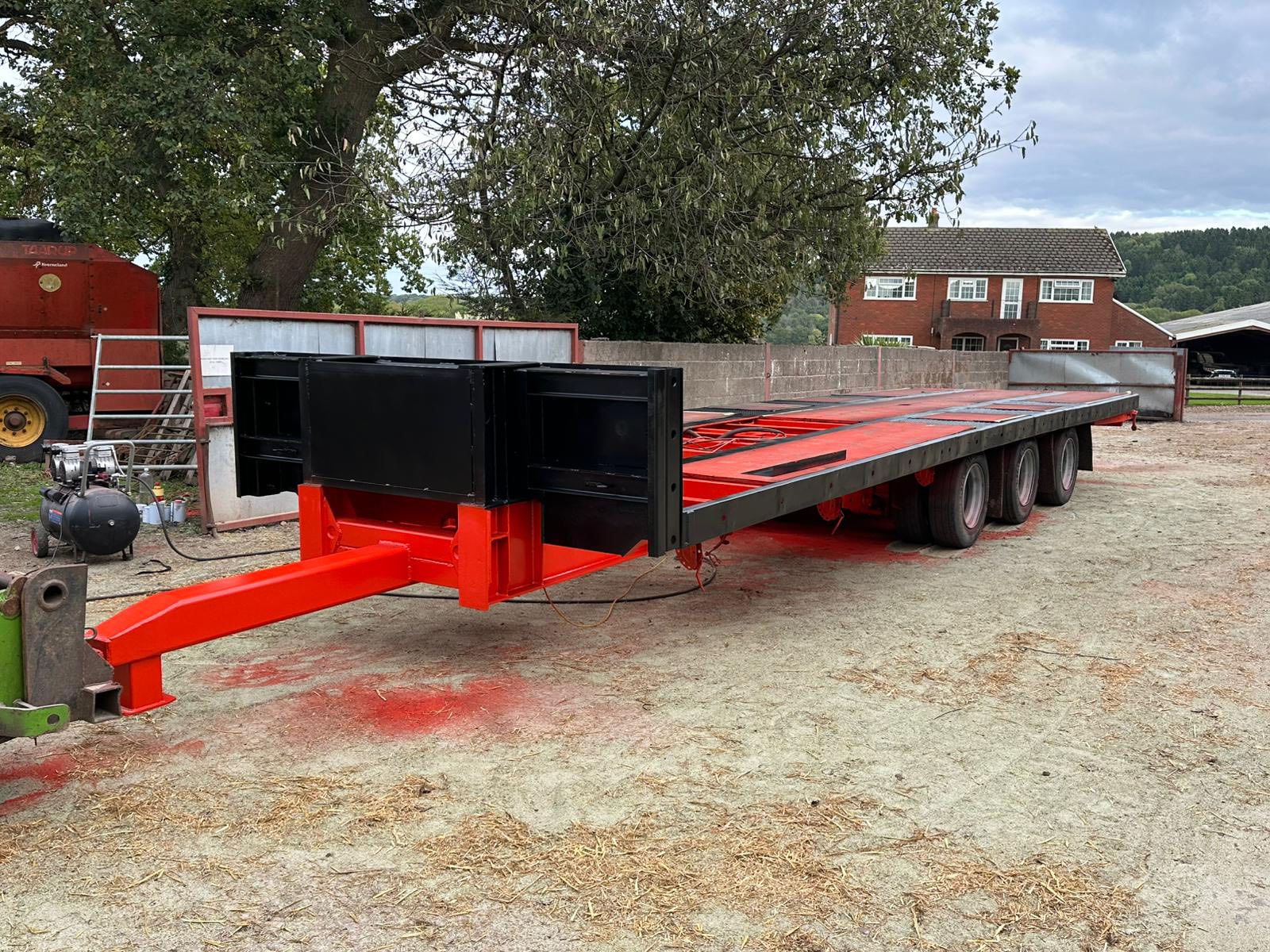 35ft_trailer_blasting_spray_painting_herefordshire-painted